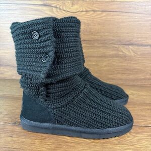 UGG Classic Cardy Knit Winter Boots Women’s Size 6 Shoes